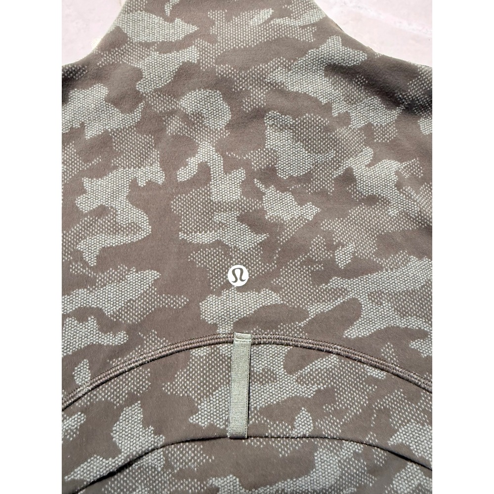 Lululemon Define Jacket Heritage Camo Olive Green Twill Women's 12 #109 - Picture 16 of 16